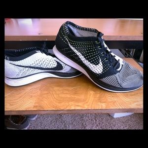 Nike Flyknit Racer